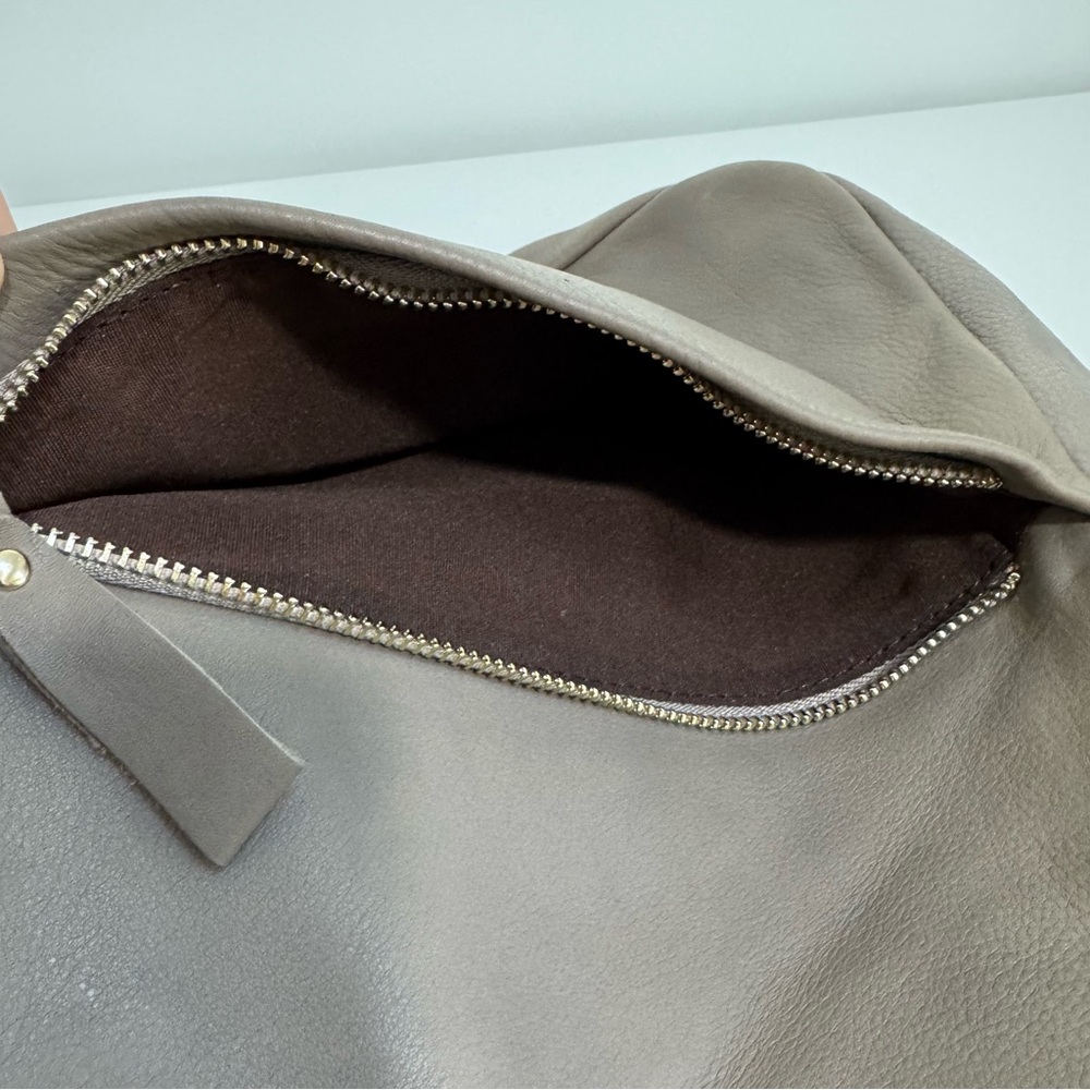 Valdi Leather Backpack - Picture 9 of 9